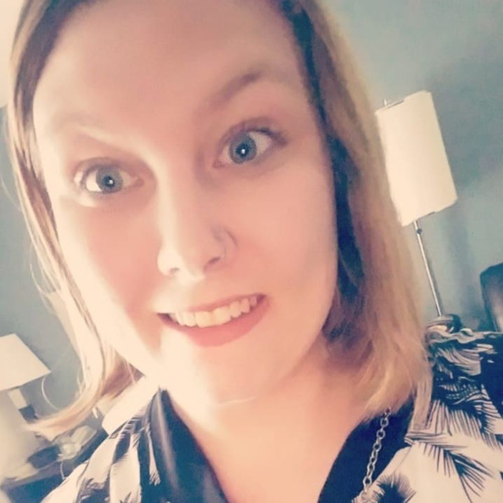 Meet your Posher, Stephanie